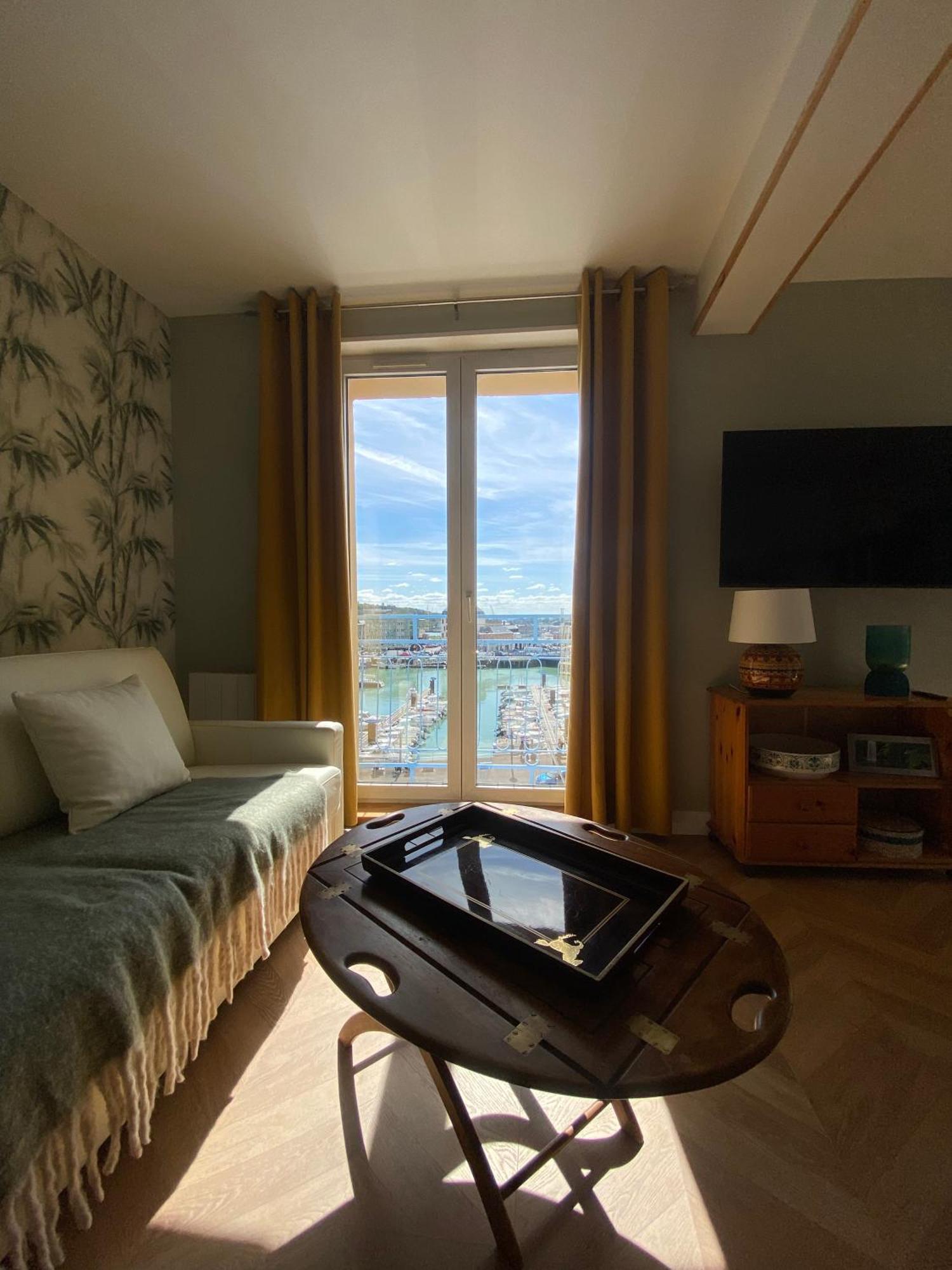 Etablissement 3 Etoiles Avec Ascenseur, 3 Appartements Lumineux Vue Port Avec Balcon, 200M De La Mer, Wifi Fibre, Tous Service Inclus Dieppe Exterior foto
