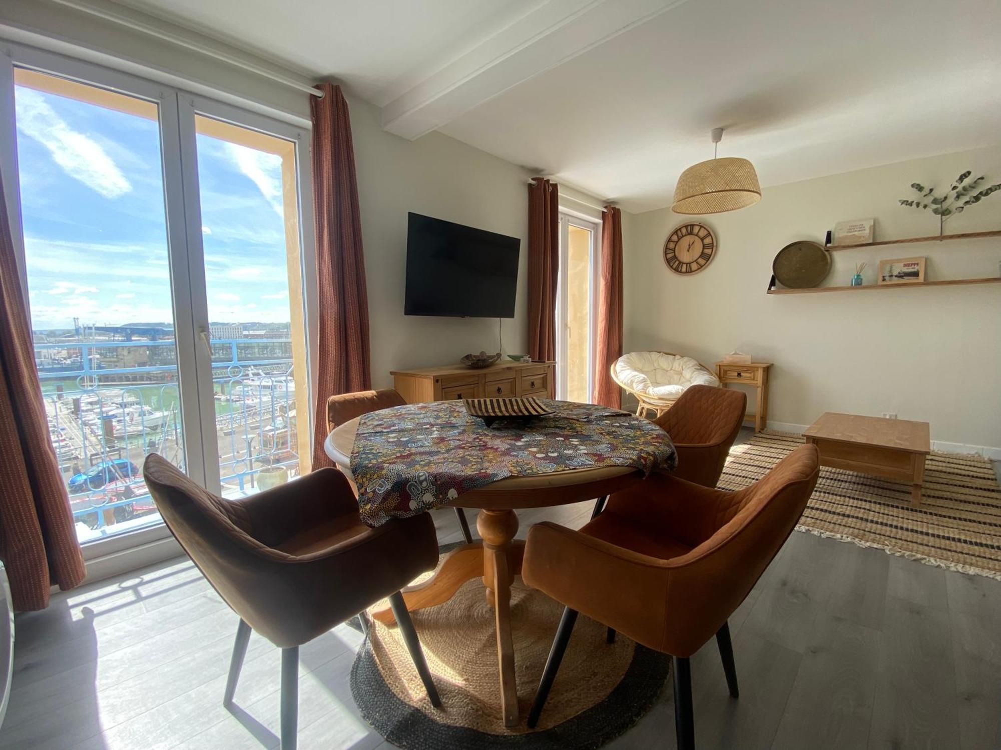 Etablissement 3 Etoiles Avec Ascenseur, 3 Appartements Lumineux Vue Port Avec Balcon, 200M De La Mer, Wifi Fibre, Tous Service Inclus Dieppe Exterior foto
