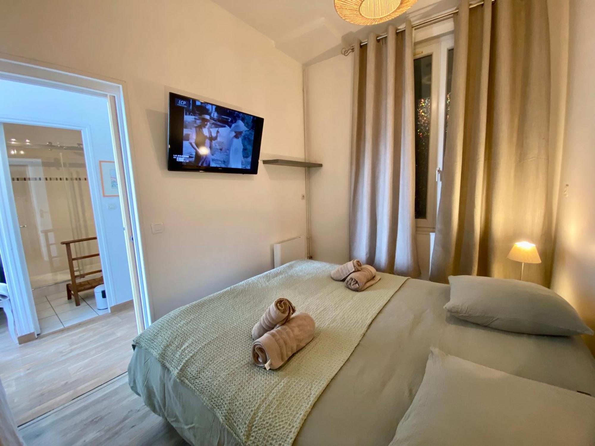 Etablissement 3 Etoiles Avec Ascenseur, 3 Appartements Lumineux Vue Port Avec Balcon, 200M De La Mer, Wifi Fibre, Tous Service Inclus Dieppe Exterior foto